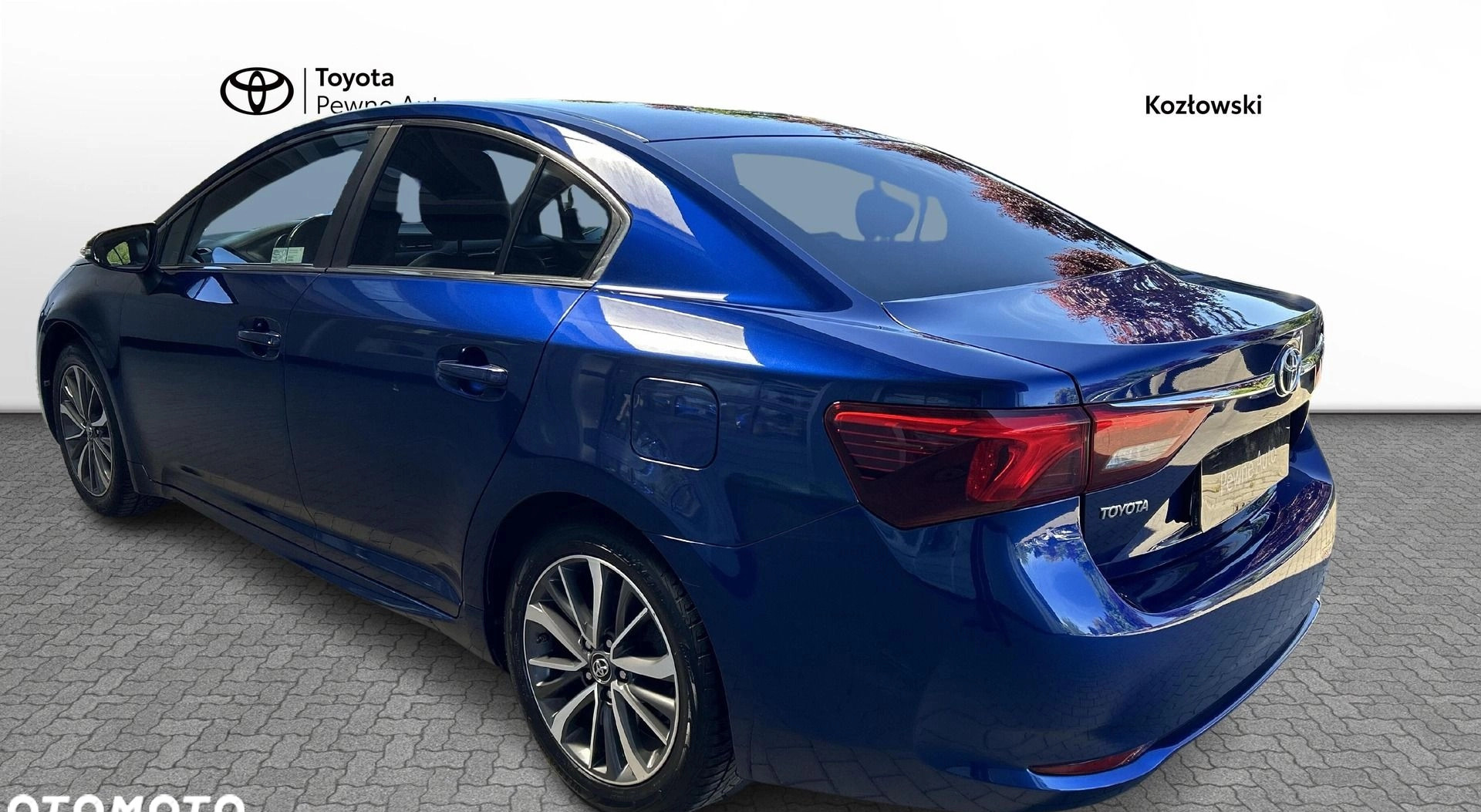 Toyota Avensis cena 59950 przebieg: 172314, rok produkcji 2016 z Włodawa małe 79